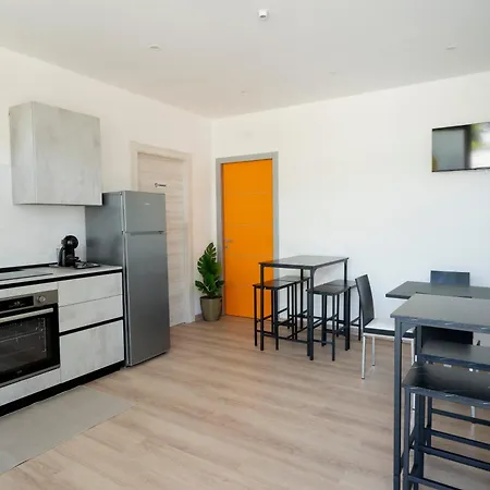 Abruzzo Airport ゲストハウス サン・ジョヴァンニ・テアティーノ