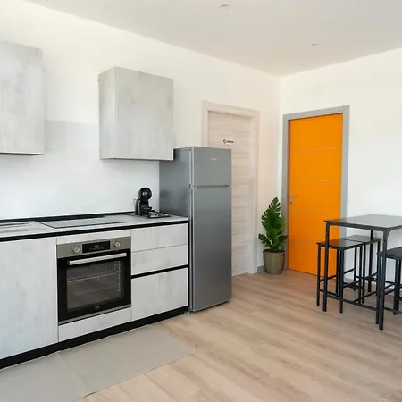 Abruzzo Airport Гостевой дом Сан-Джованни-Театино