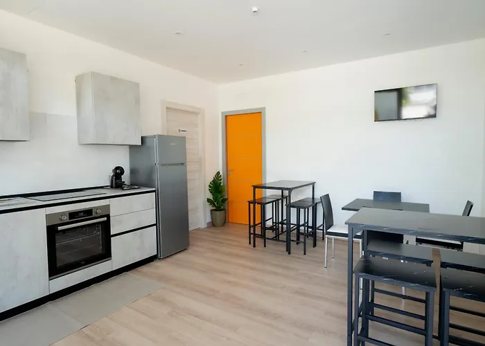 Abruzzo Airport Konukevi San Giovanni Teatino