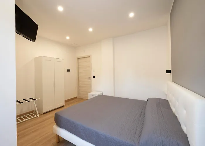 Abruzzo Airport Konukevi