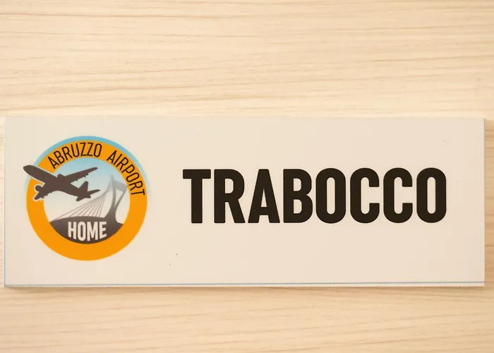 Abruzzo Airport Konukevi