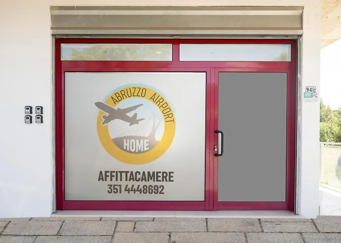 Konukevi Abruzzo Airport 3*